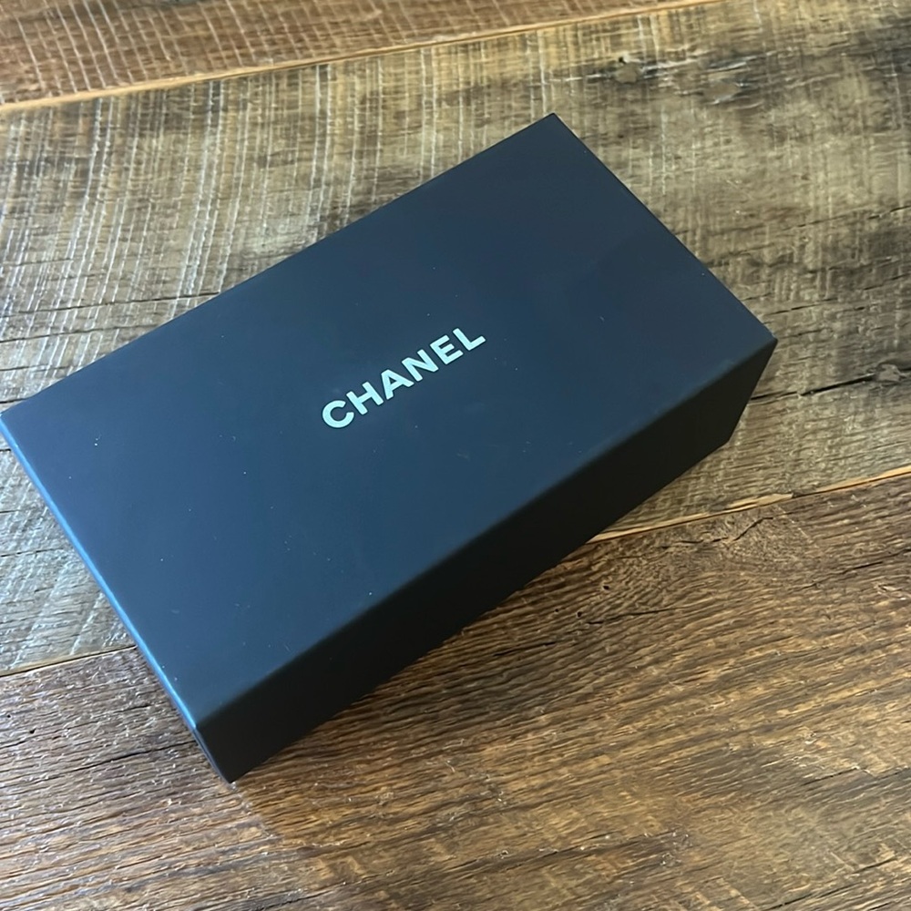 Chanel Box